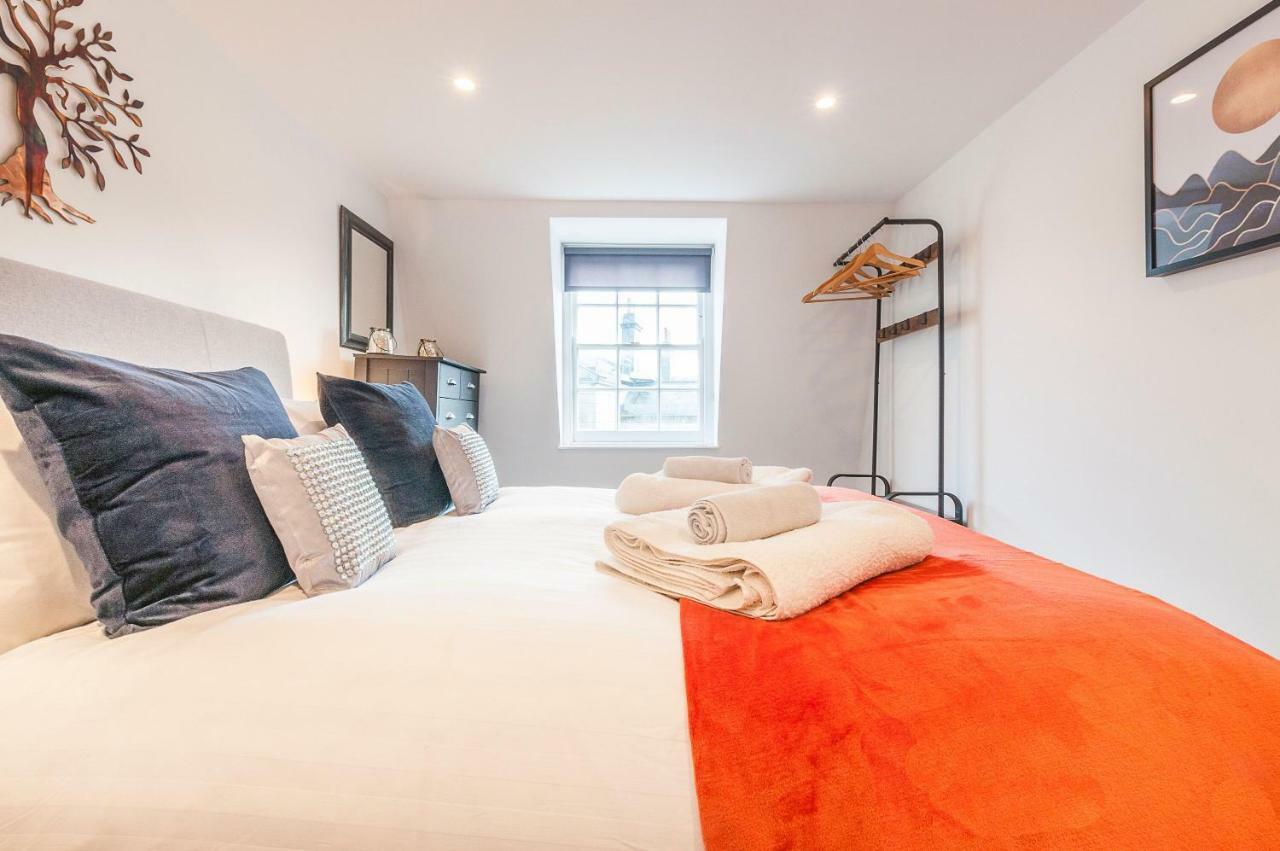 Apartament Pure B - Exceptional Views Of Tamar & Royal William Yard With Free Parking & Wifi Plymouth Zewnętrze zdjęcie