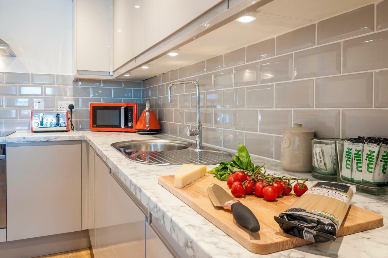 Apartament Pure B - Exceptional Views Of Tamar & Royal William Yard With Free Parking & Wifi Plymouth Zewnętrze zdjęcie